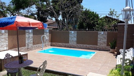 Estupenda casa de playa con piscina