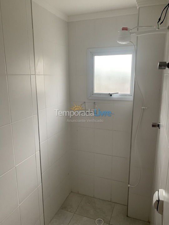 Apartamento para aluguel de temporada em Praia Grande (Canto do Forte)