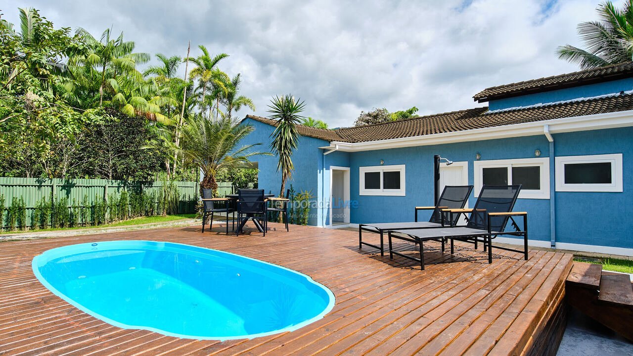 Casa para aluguel de temporada em Paraty (Caborê)