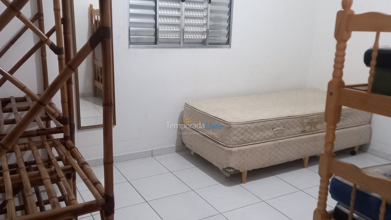 Casa para aluguel de temporada em Itanhaém (Bopiranga)