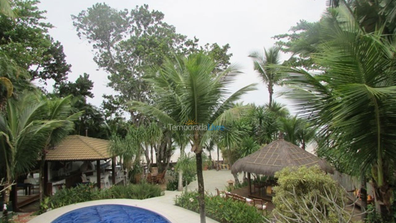 Casa para aluguel de temporada em São Sebastião (Praia da Baleia)