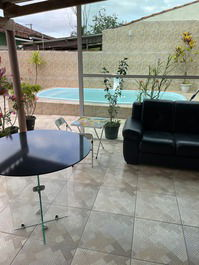 Beautiful house in Caraguatatuba. Complete house with gourmet area. Pool. Garage.
