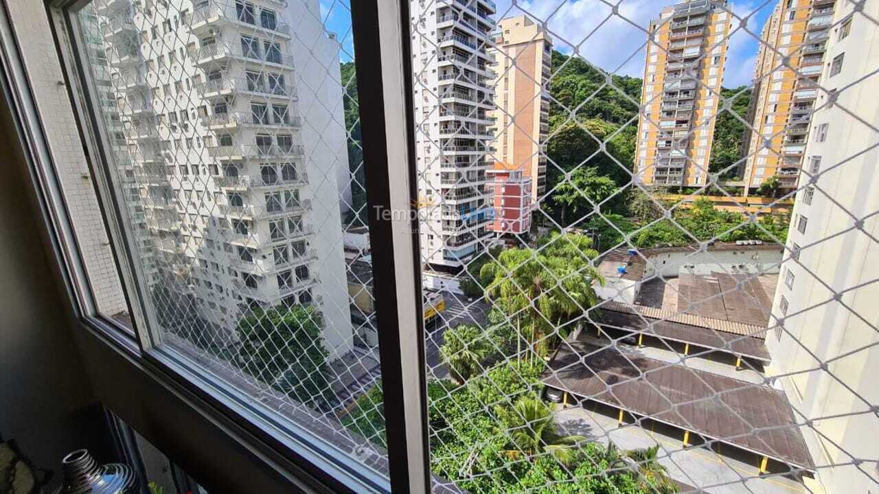 Apartamento para aluguel de temporada em Guarujá (Pitangueiras)