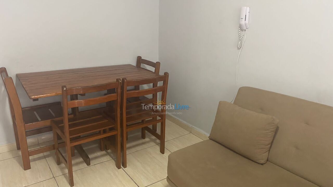 Apartment for vacation rental in Praia Grande (Vila Tupi)