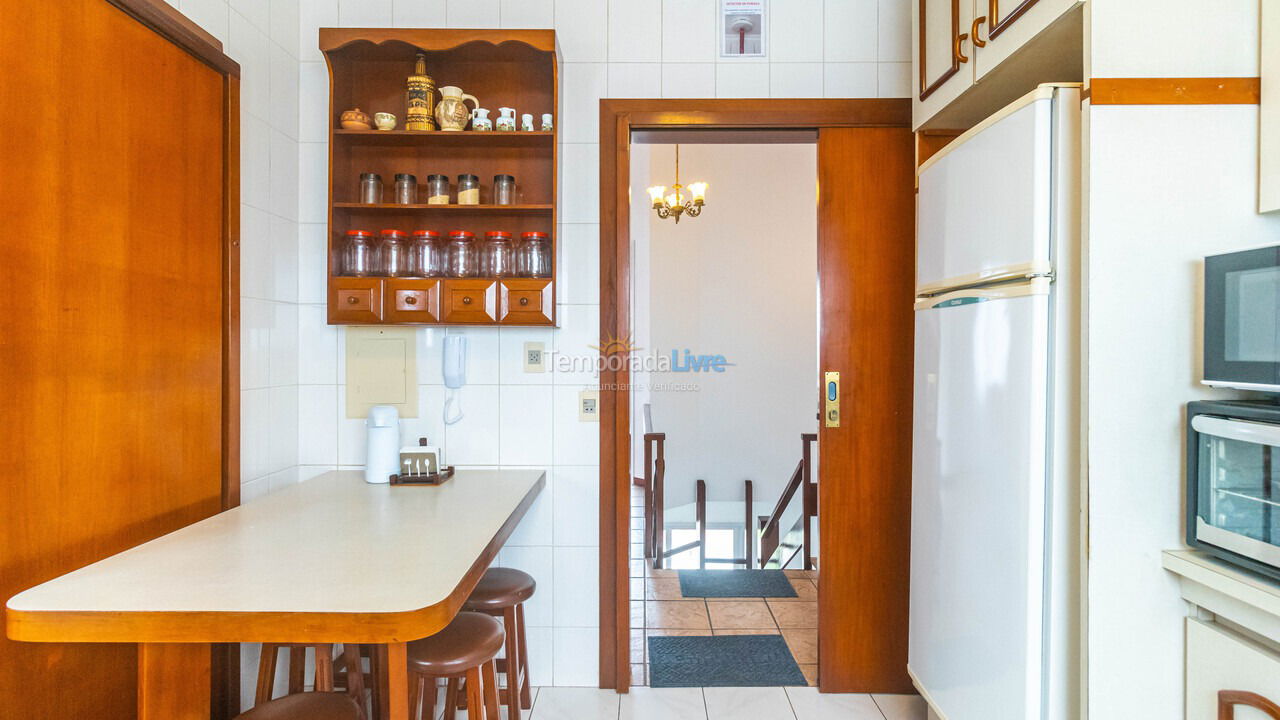 Apartamento para alquiler de vacaciones em Joinville (America)