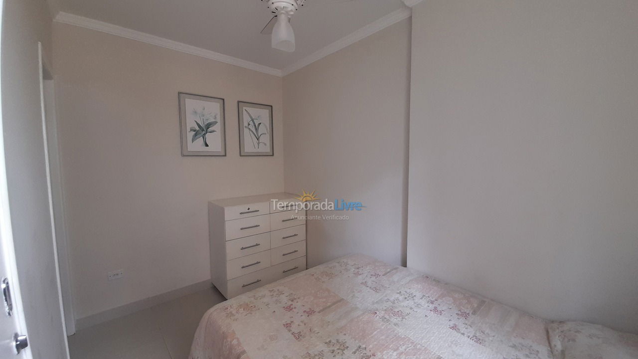 Apartment for vacation rental in Guarujá (Pitangueiras)