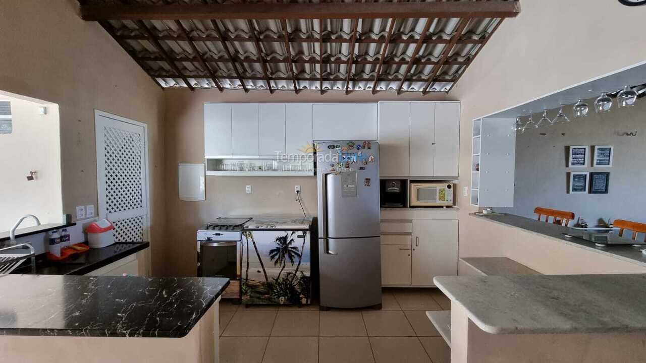 Casa para aluguel de temporada em Itapipoca (Beira Mar)