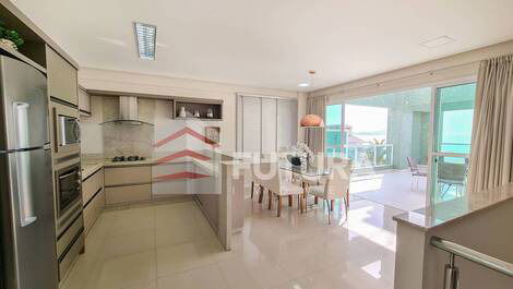 DUPLEX PENTHOUSE SEASONAL RENTAL- MARISCAL/BOMBINHAS-SC (LA009F)