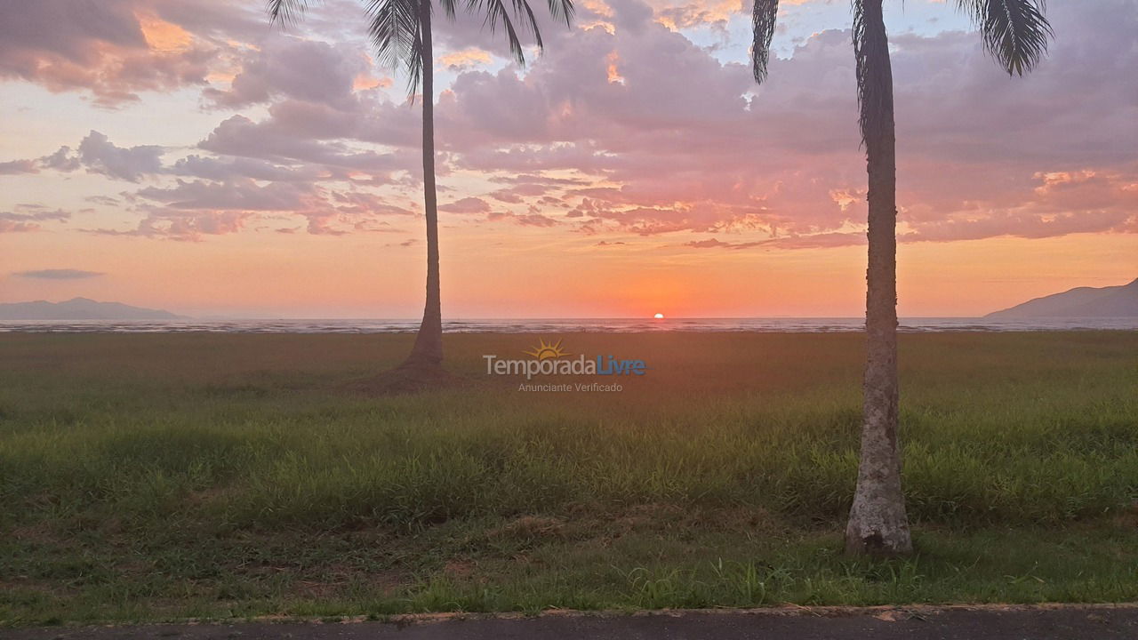 House for vacation rental in Caraguatatuba (Porto Novo)