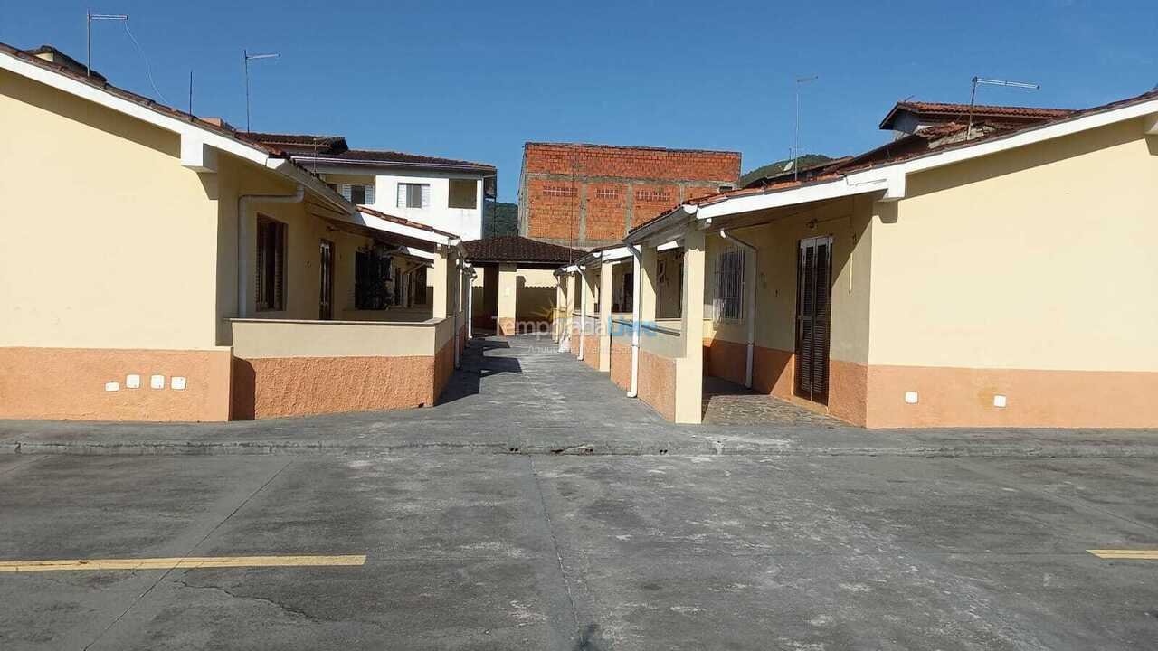 Casa para aluguel de temporada em Caraguatatuba (Martim de Sá)
