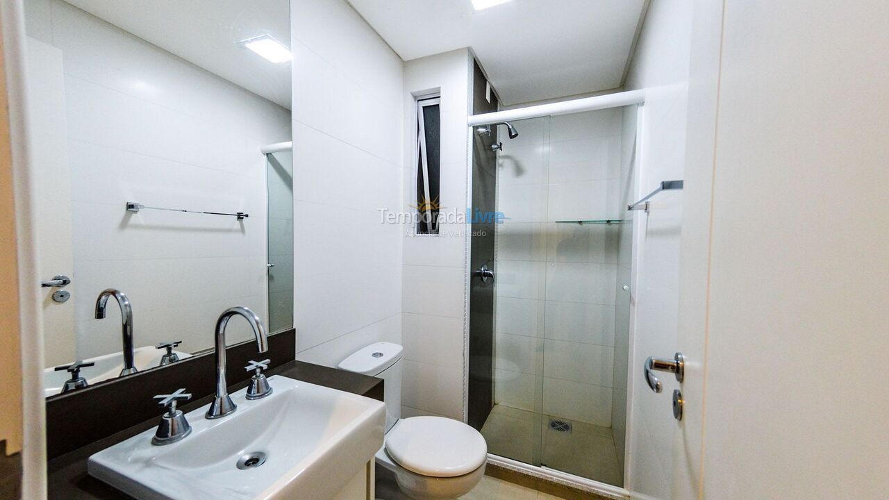 Apartment for vacation rental in Bombinhas (Praia de Bombinhas)