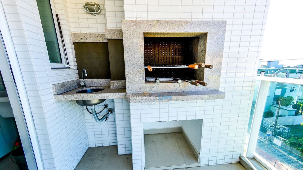 Apartment for vacation rental in Bombinhas (Praia de Bombinhas)