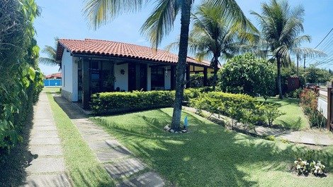 Cozy vacation home 500 meters from the beach!
