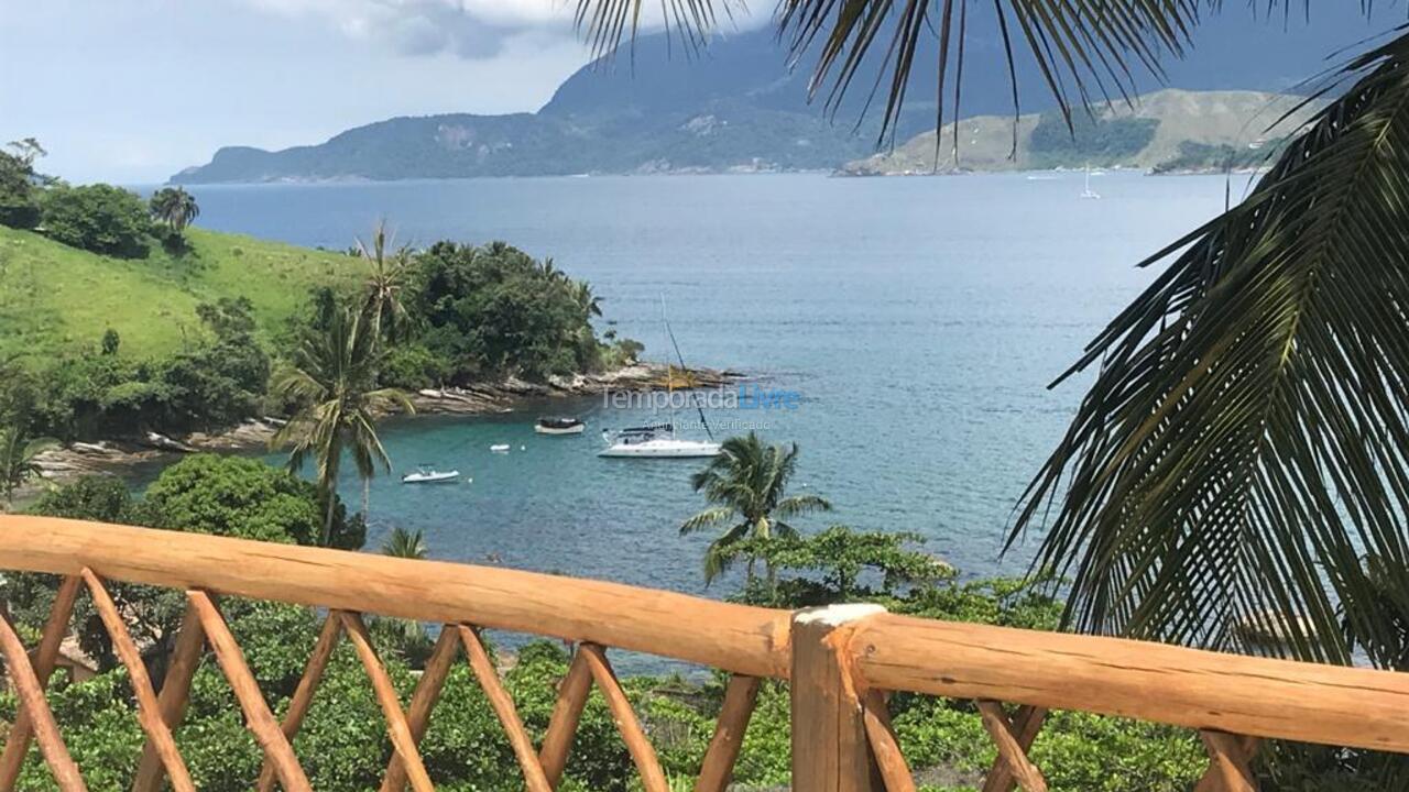 Casa para alquiler de vacaciones em Ilhabela (Praia do Portinho)