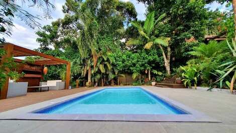 SWIMMING POOL, 4 BEDROOMS AND LARGE PATIO AT ROSA BEACH