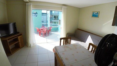 Apt with 1 bedroom 100m from the beach. Ed. blue beach