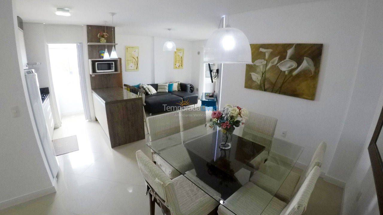 Apartamento para aluguel de temporada em Bombinhas (Praia de Bombas)