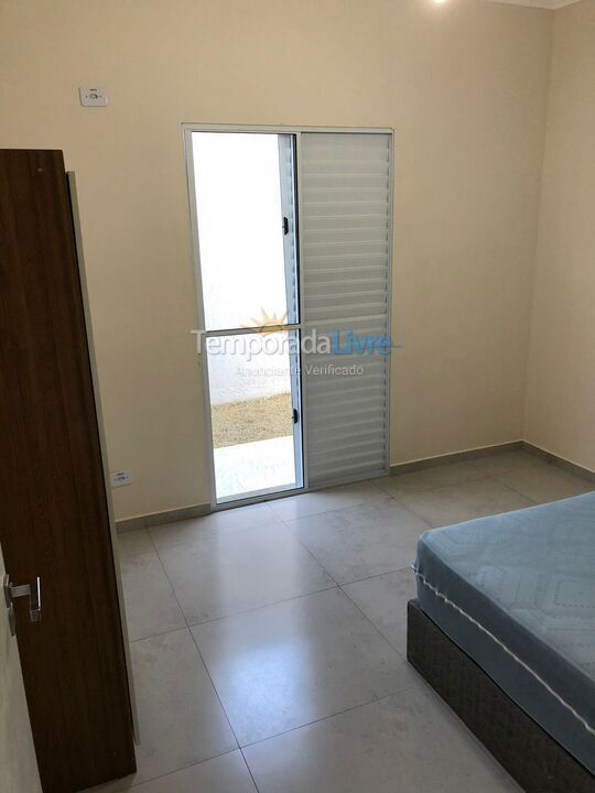 Apartamento para aluguel de temporada em Ubatuba (Maranduba)