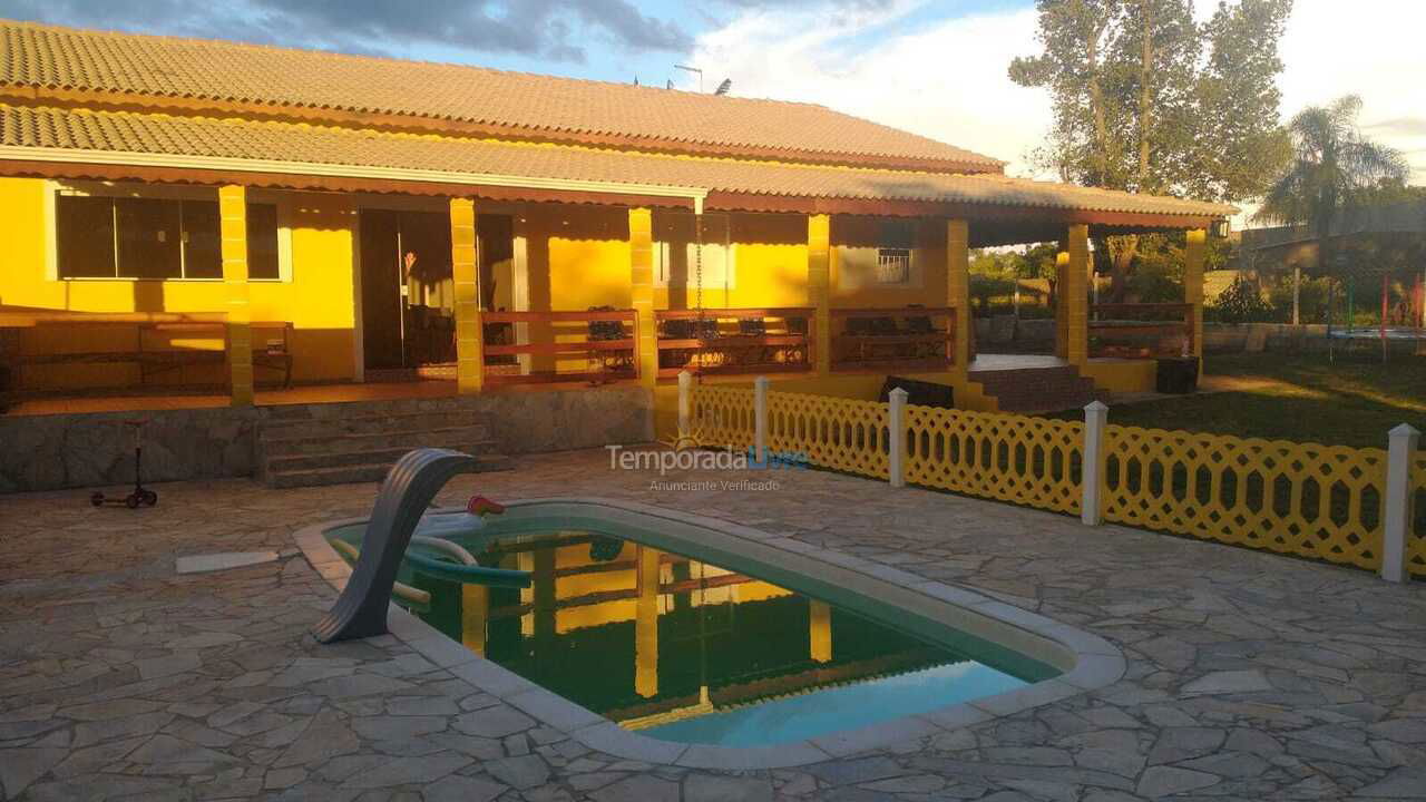 Chácara / sítio para aluguel de temporada em Salto de Pirapora (Condomínio Arco íris)
