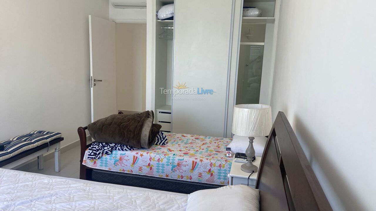 Apartamento para aluguel de temporada em Guarujá (Pitangueiras)