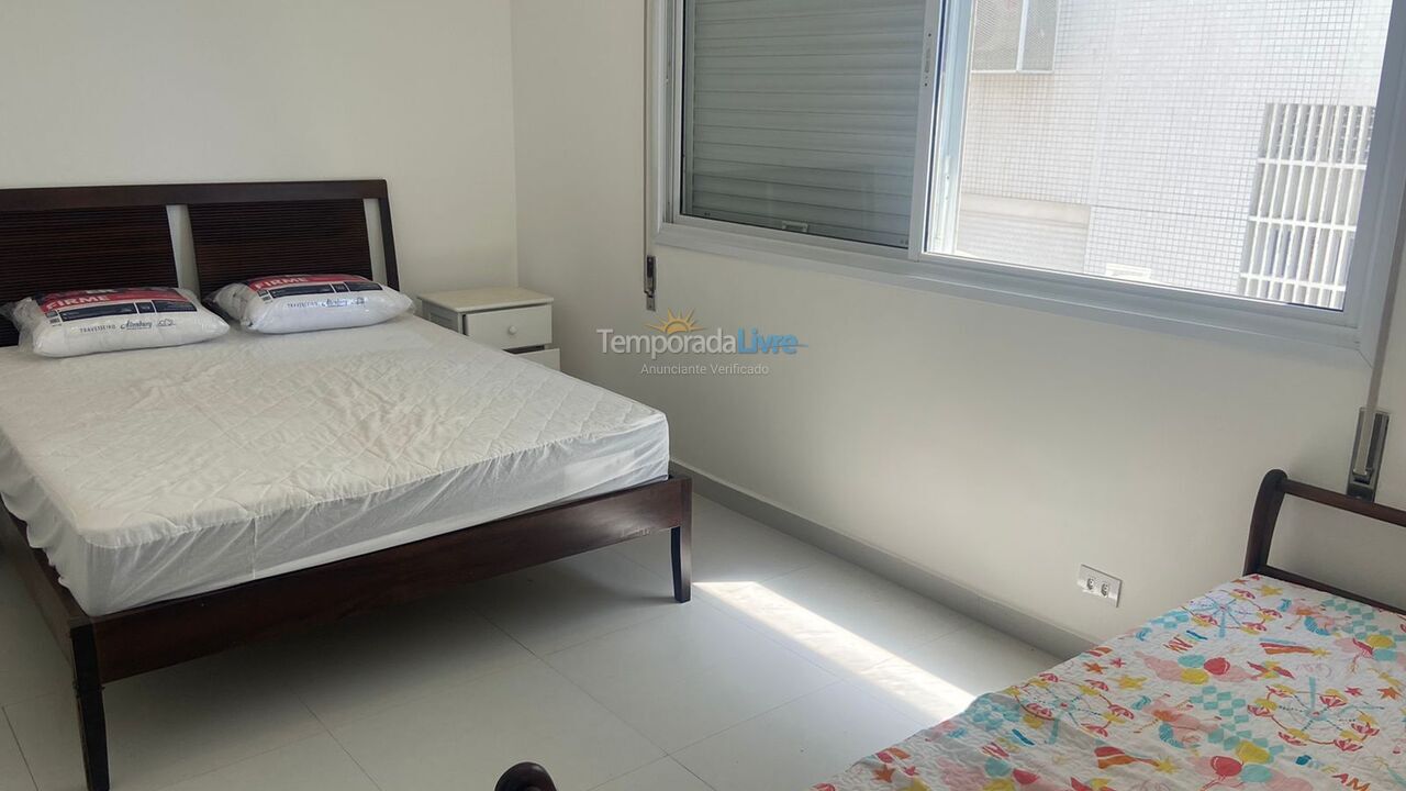 Apartamento para aluguel de temporada em Guarujá (Pitangueiras)