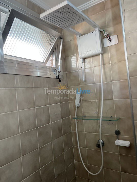 Apartamento para aluguel de temporada em Guarujá (Pitangueiras)