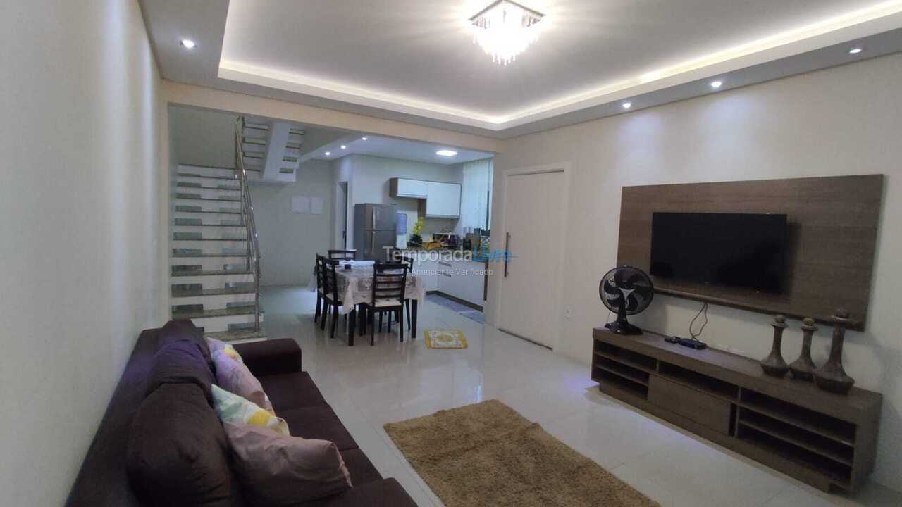 Casa para alquiler de vacaciones em Bombinhas (Canto Grande)