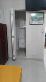 Apt foot in the sand 100m from the beach in Vila Caiçara Praia Grande