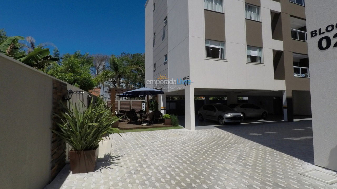 Apartment for vacation rental in Bombinhas (Praia de Bombas)