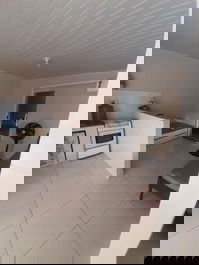 House with pool 300mts from the beach