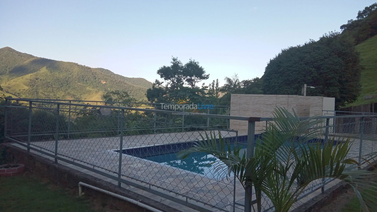 Ranch for vacation rental in Guaratinguetá (Pedrinhas Gomeral)