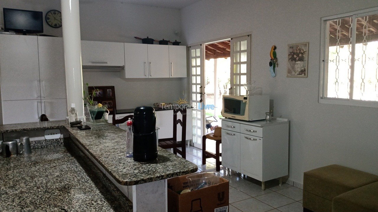 Casa para aluguel de temporada em Promissão (Bairro Bairrerinho)
