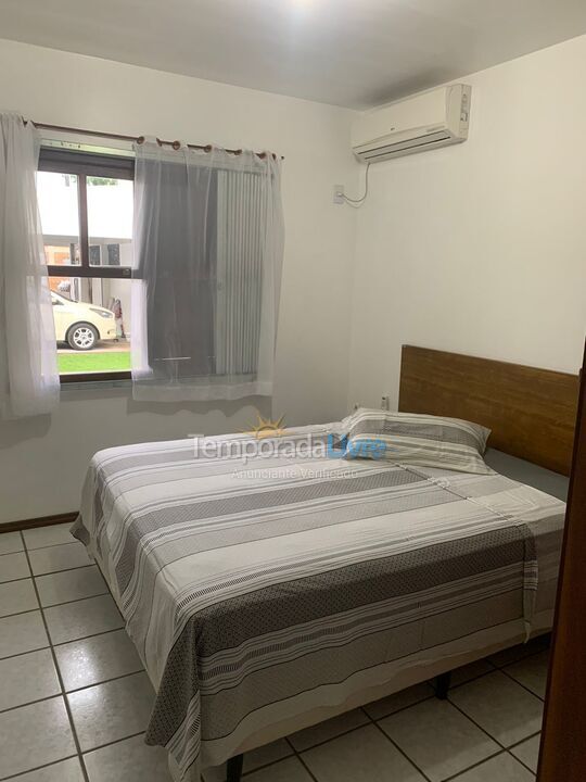 Casa para alquiler de vacaciones em Florianópolis (Cachoeira do Bom Jesus)