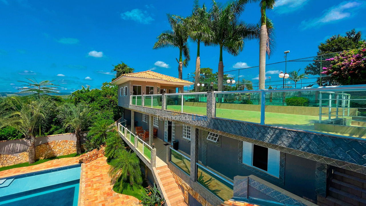 Casa para aluguel de temporada em Igaratá (Condominio águas de Igarata)