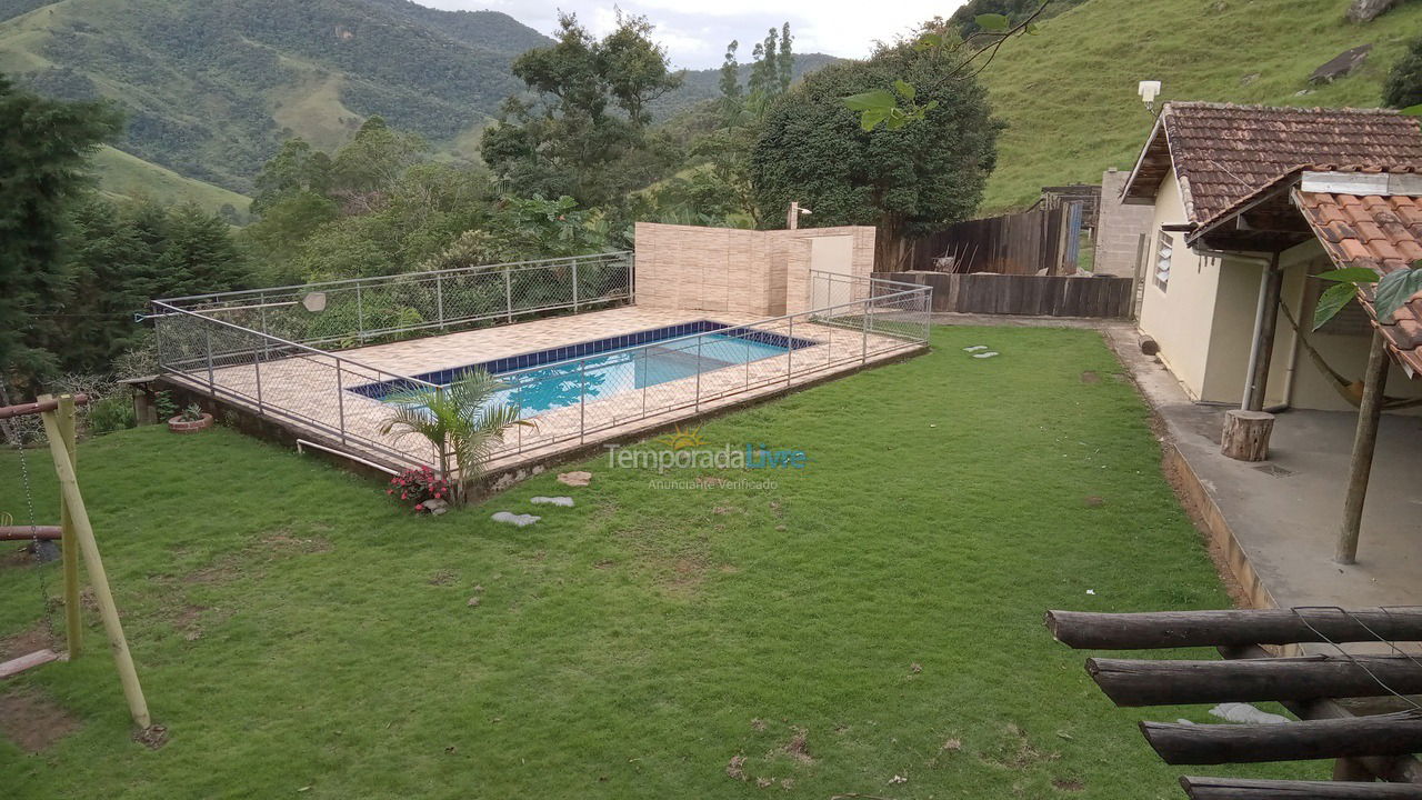 Ranch for vacation rental in Guaratinguetá (Pedrinhas Gomeral)