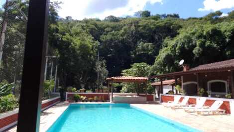 CHÁCARA FAZENDINHA- LAGOS, PISCINA, JACUZZI, PASSEIO A CAVALO
