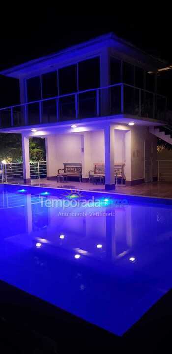 Casa para alquiler de vacaciones em São Sebastião (Maresias)