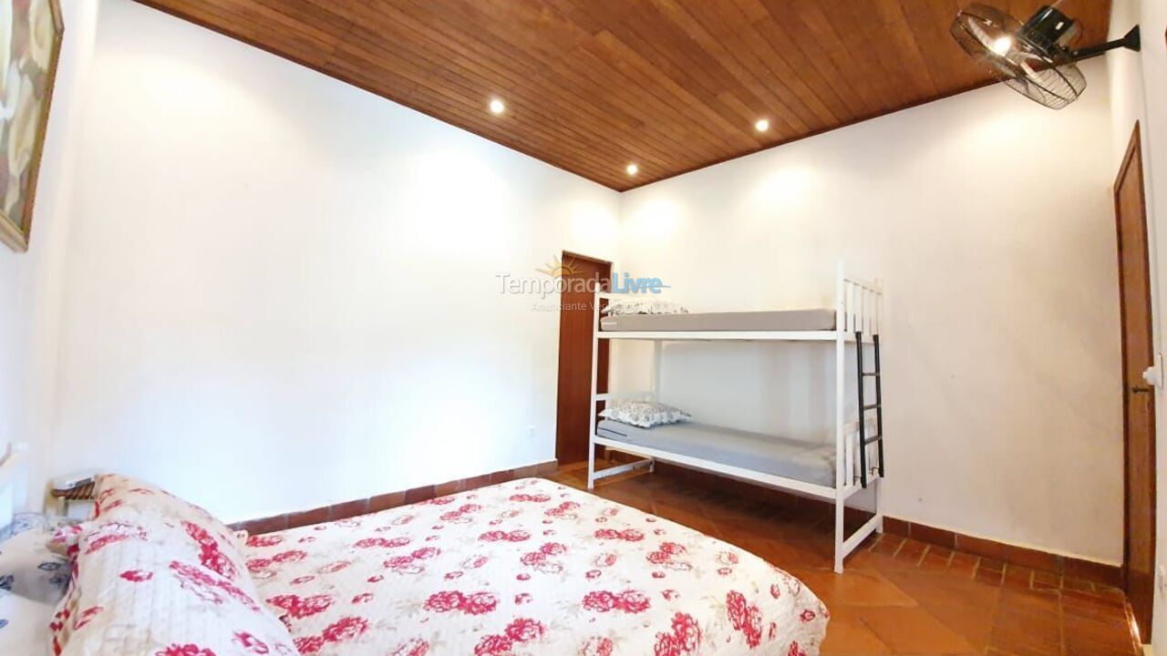 Ranch for vacation rental in Santa Isabel (Chacara Gabyuri)