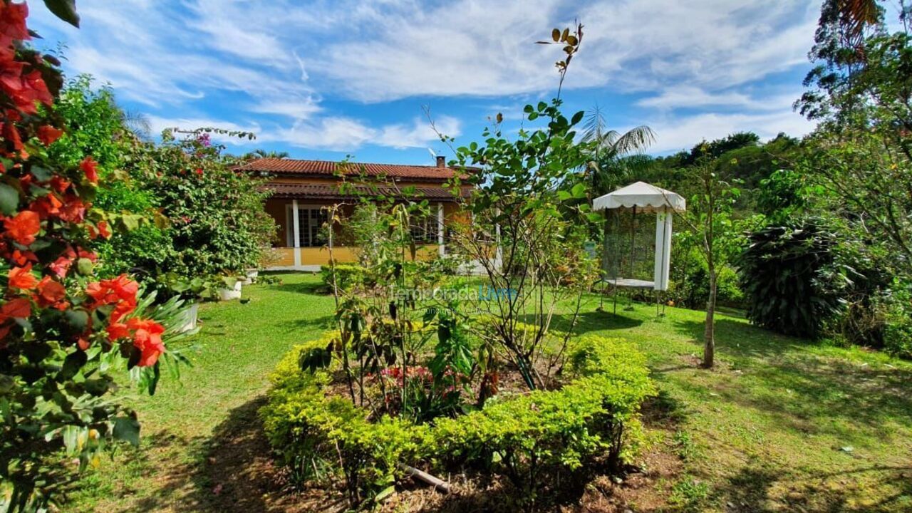 Ranch for vacation rental in Santa Isabel (Chacara Gabyuri)