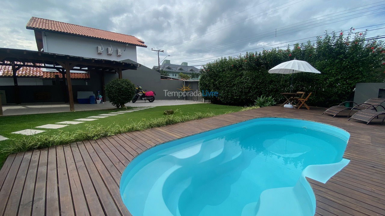 House for vacation rental in Florianopolis (Daniela)