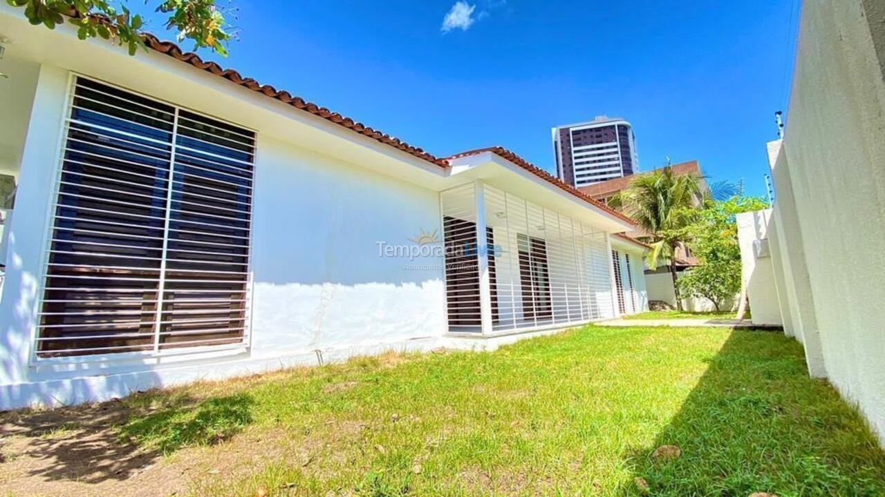 House for vacation rental in João Pessoa (Bairro dos Estados)