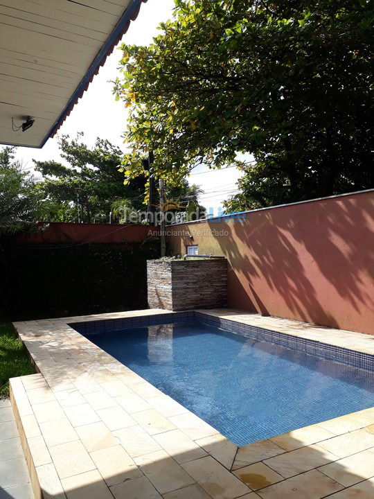 House for vacation rental in Guarujá (Jardim Virgínia)