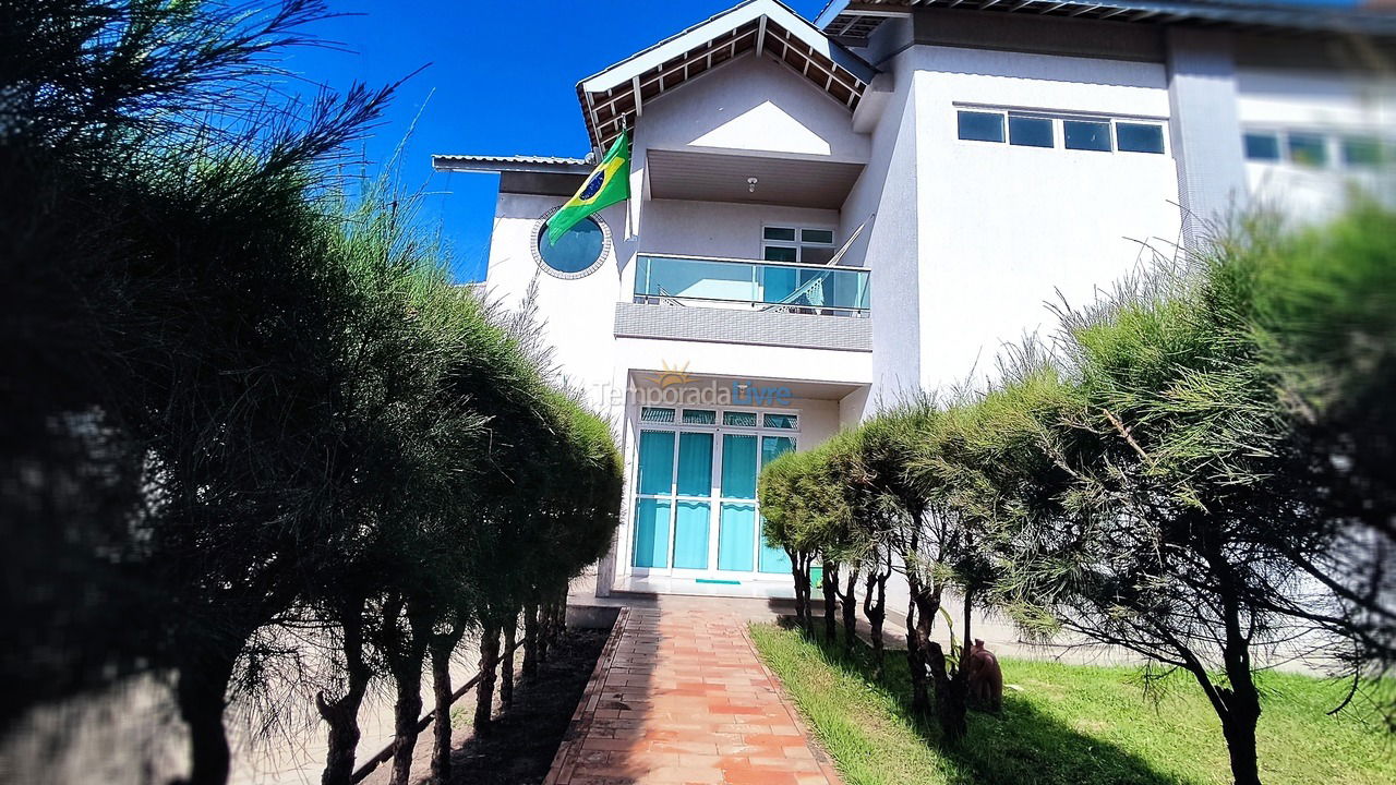 Casa para aluguel de temporada em Cabedelo (Praia de Intermares)