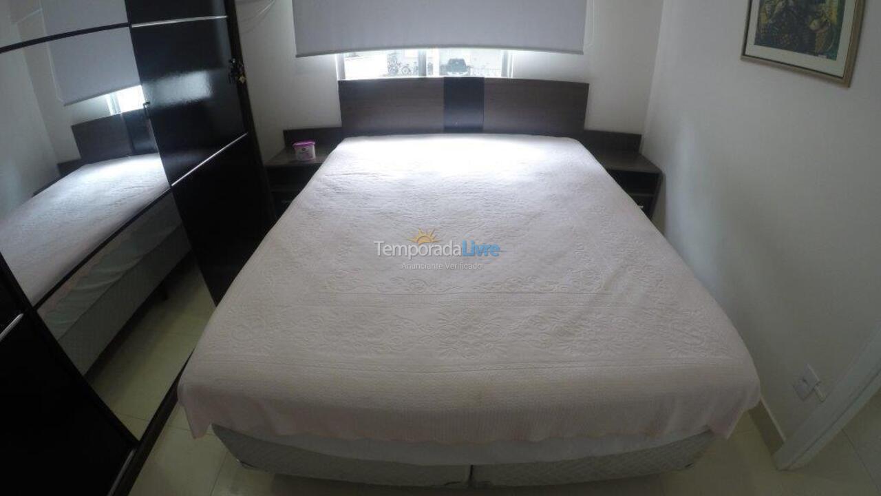 Apartamento para aluguel de temporada em Balneário Camboriú (Praia Central)