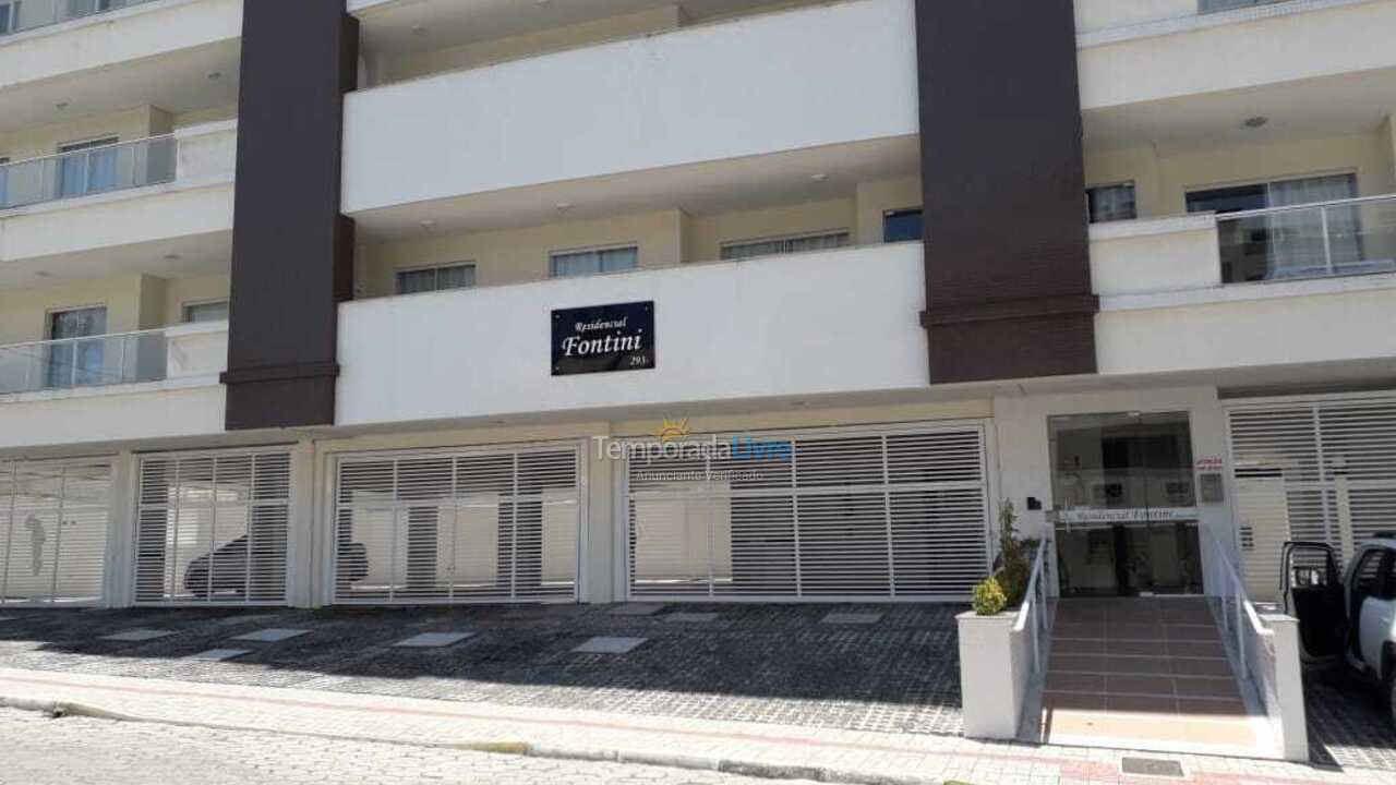 Apartamento para aluguel de temporada em Bombinhas (Praia de Bombas)