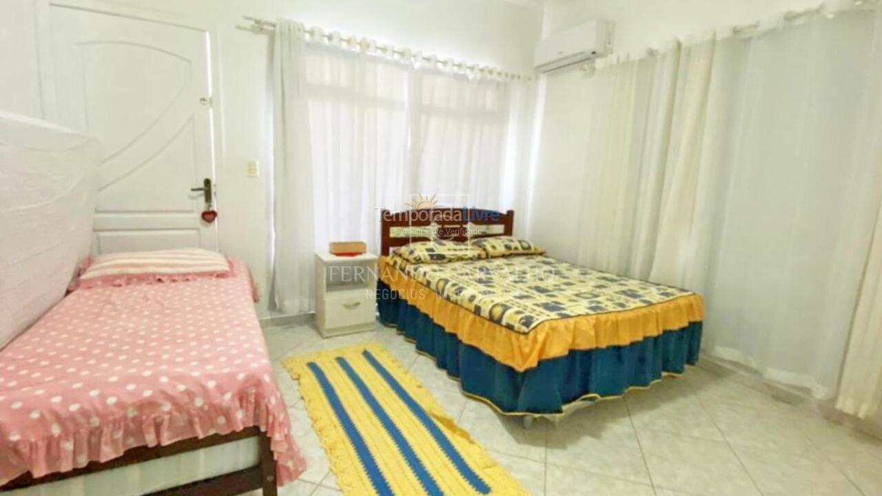 House for vacation rental in Bombinhas (Canto Grande)