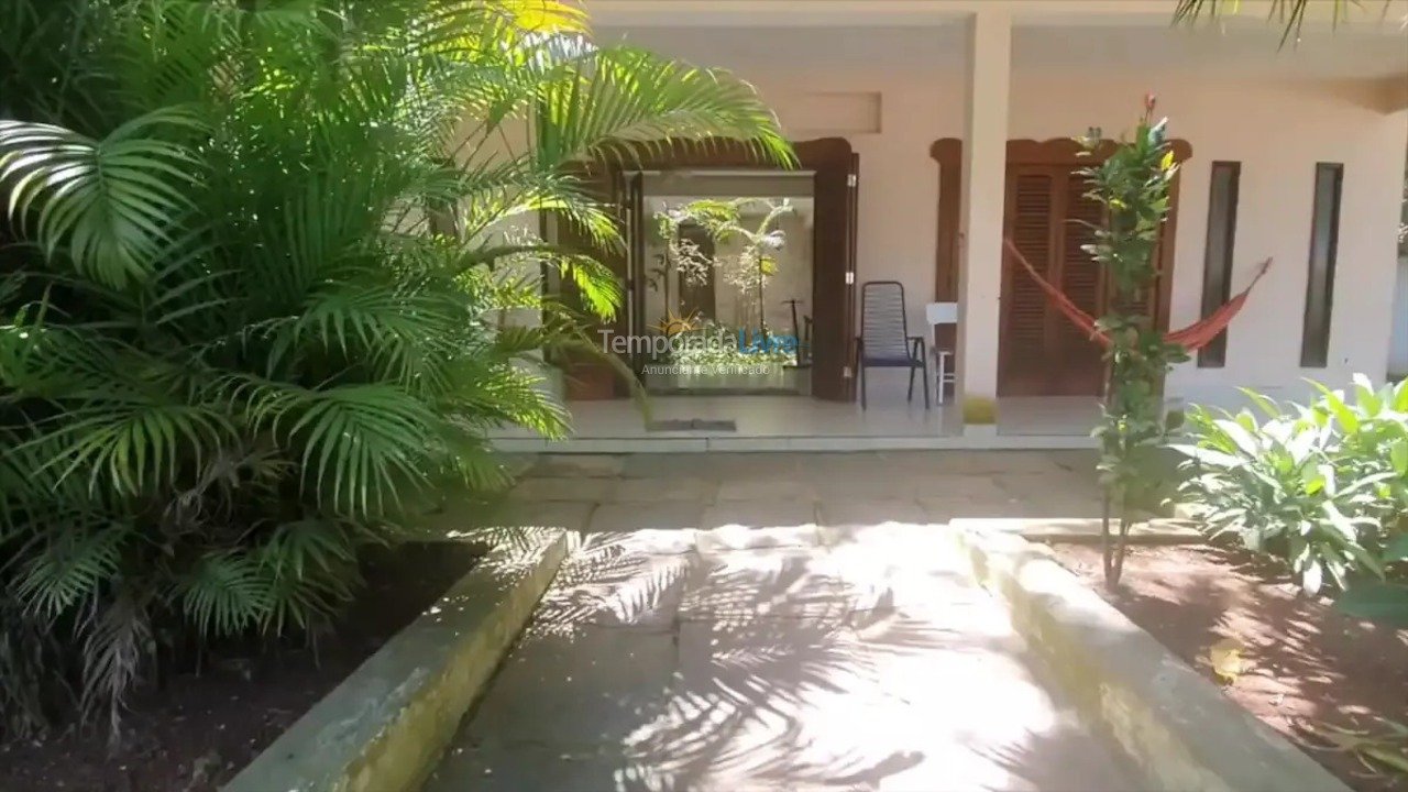 Casa para alquiler de vacaciones em Guarujá (Jardim Guaiuba)