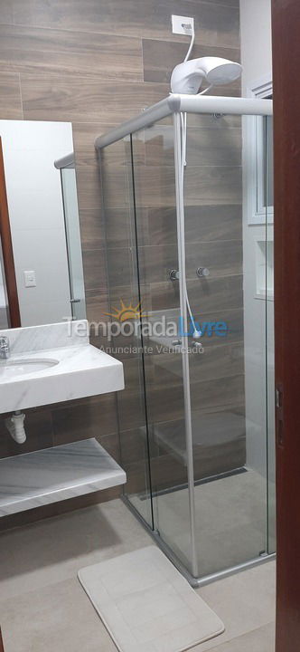 Casa para aluguel de temporada em São Sebastião (Camburi)