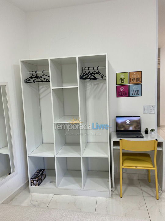 Apartamento para alquiler de vacaciones em Guarujá (Pitangueiras)