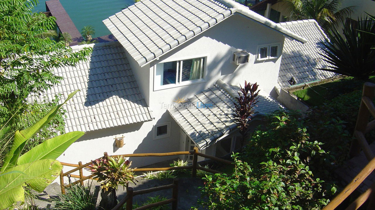 House for vacation rental in Angra dos Reis (Condomínio Porto Ilha do Jorge Chega de Carro Entre Frade E Bracuhy)